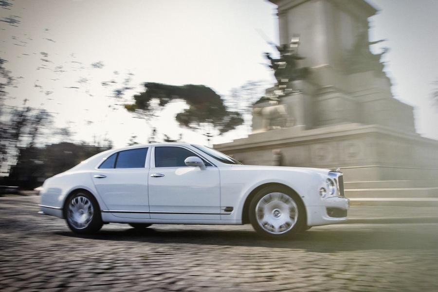  Bentley Mulsanne Speed 2015 года  (фото 68 из 117)